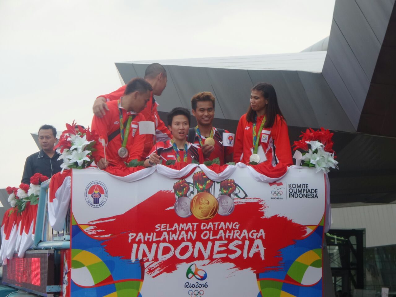 Hero’s welcome for Indonesian Olympic gold medalists