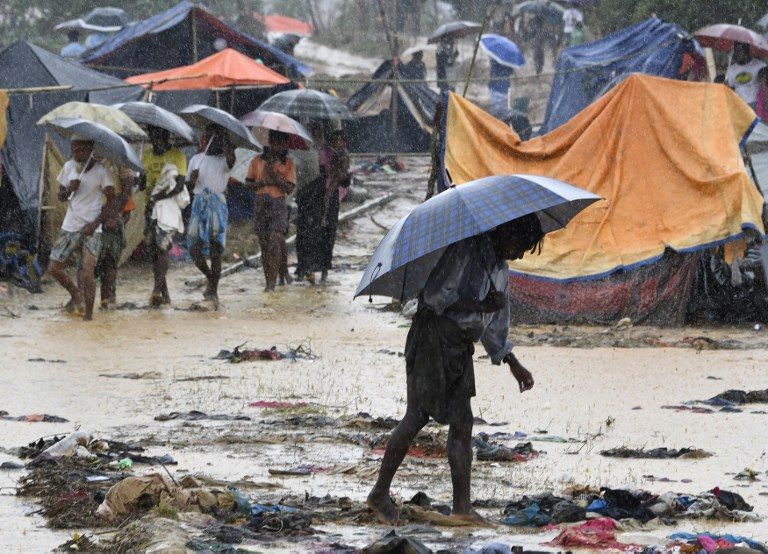 UN plans food aid for up to 700,000 Rohingya