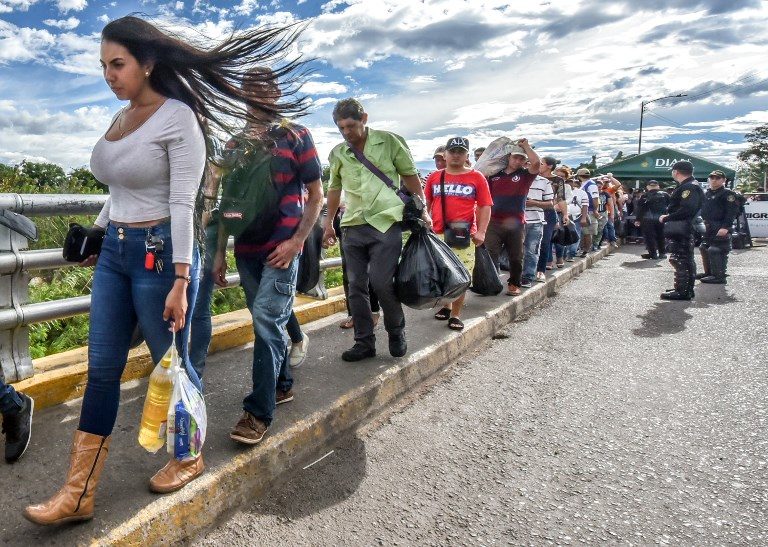 UN urging temporary protection in LatAm for fleeing Venezuelans