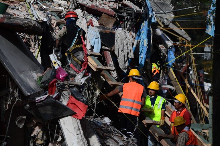 5 days on, hopes fade in Mexico City quake rescue operations