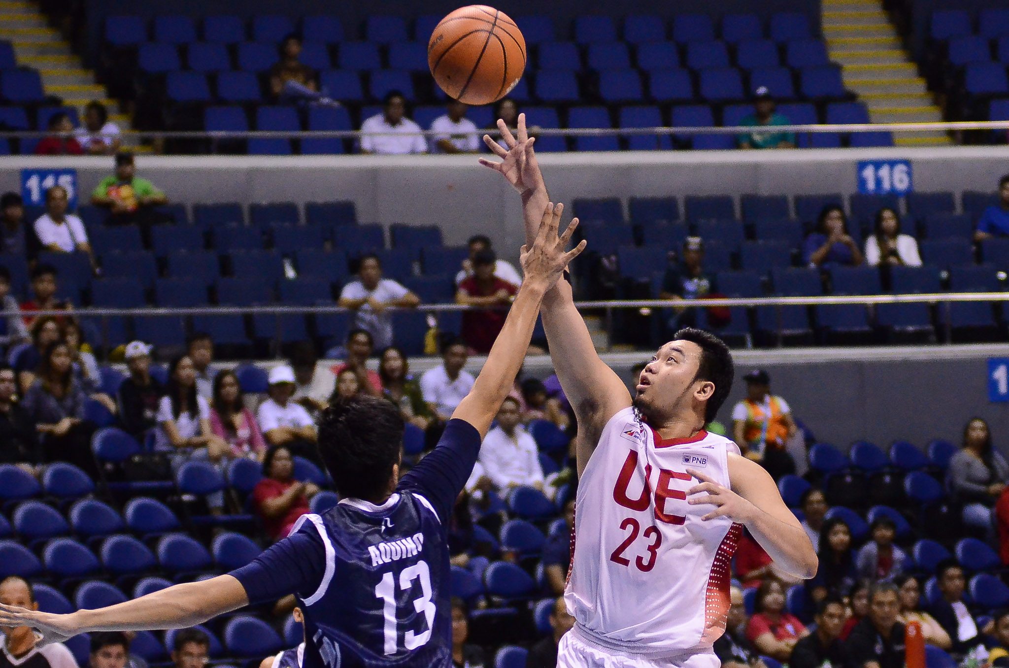 UE Red Warriors topple NU Bulldogs to win second straight