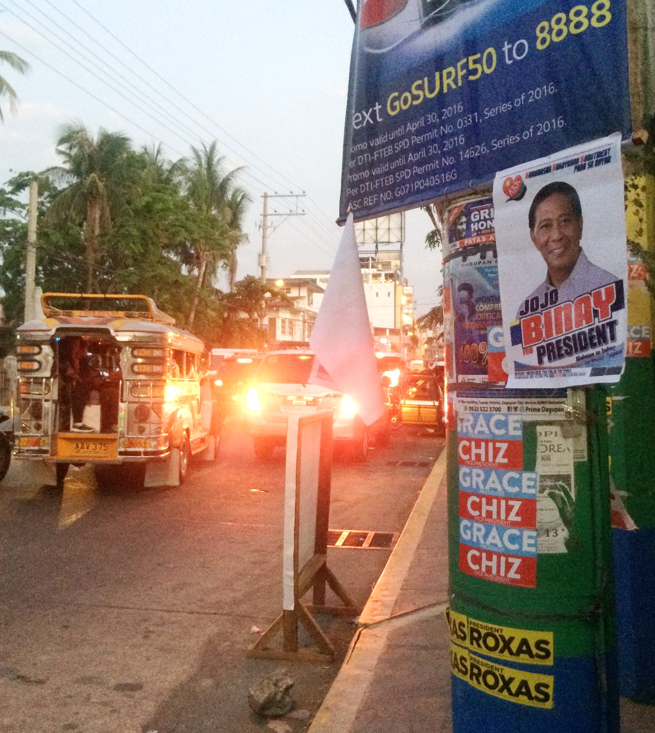 CAMPAIGN SEASON. Posters abound in Dagupan City. Photos by Bea Cupin/ Rappler  