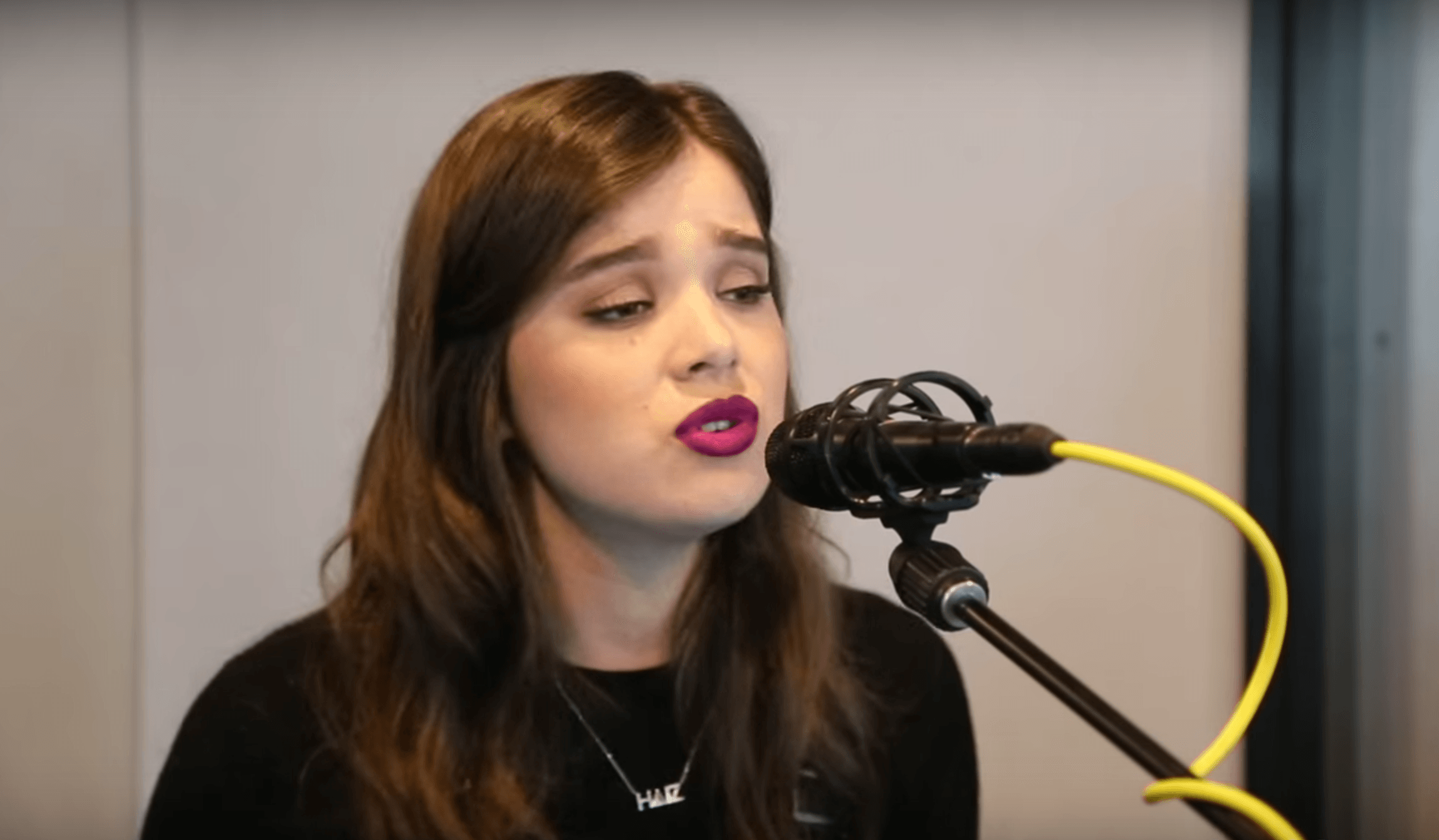 WATCH: Hailee Steinfeld covers Justin Bieber’s ‘Love Yourself’