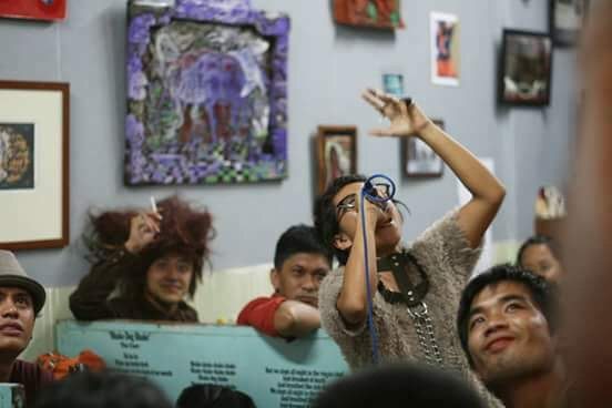 Baguio City penalizes late night karaoke singers, noisemakers