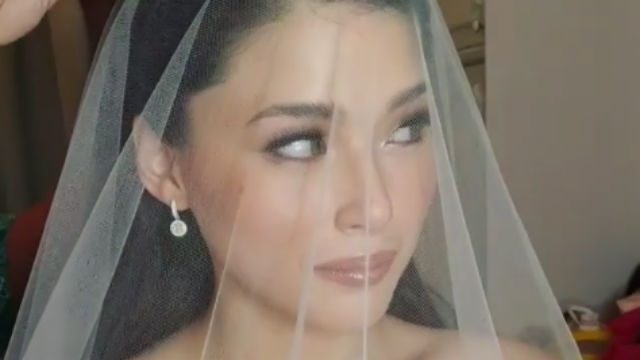 WATCH: Kylie Padilla weds Aljur Abrenica in intimate ceremony