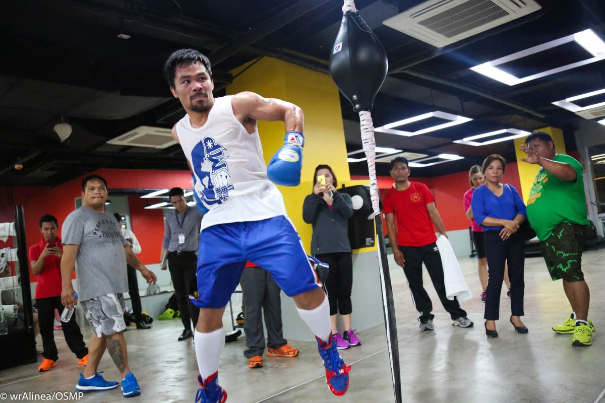 GETTING READY. Manny Pacquiao will fight American Jessie Vargas in November. Photos by Wendell Alinea/OSM 