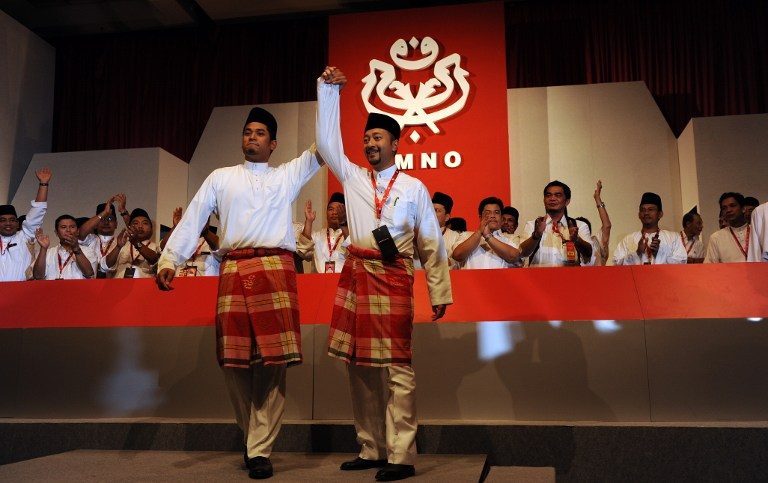 MENANG. Khairy Jamaluddin terpilih sebagai Presiden organisasi pemuda UMNO pada tahun 2009 lalu. Foto oleh Saeed Khan/AFP 
