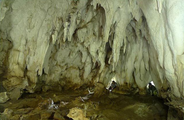 Bangalau Cave. Photo by Jerry Rendon of Balincaguin Conservancy 