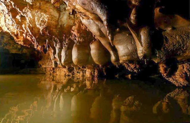 Puswak Cave in Sta Teresita. Photo by Jerry Rendon of Balincaguin Conservancy 