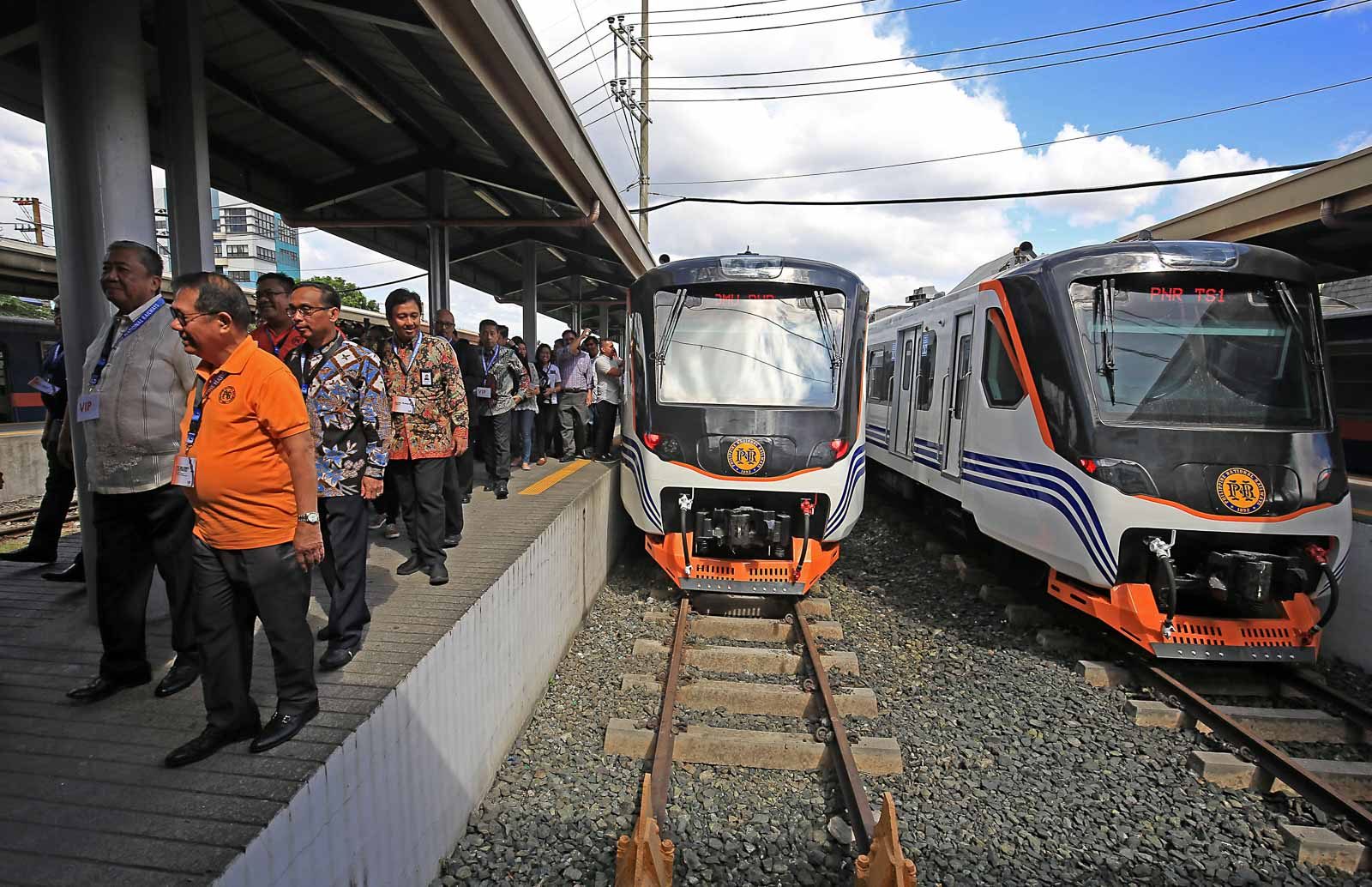 PNR officials convicted of graft for sourcing inferior railway tie wood