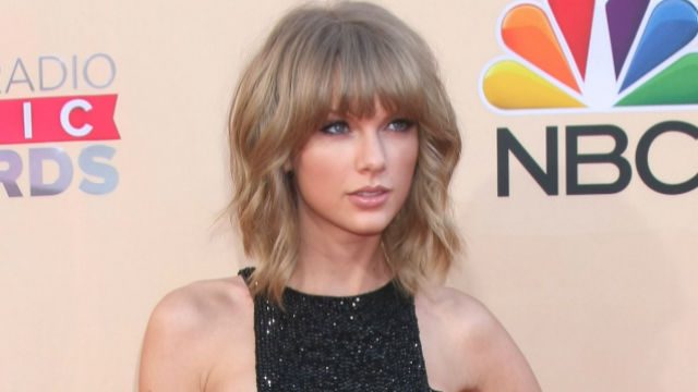 Taylor Swift reveals her mother has cancer