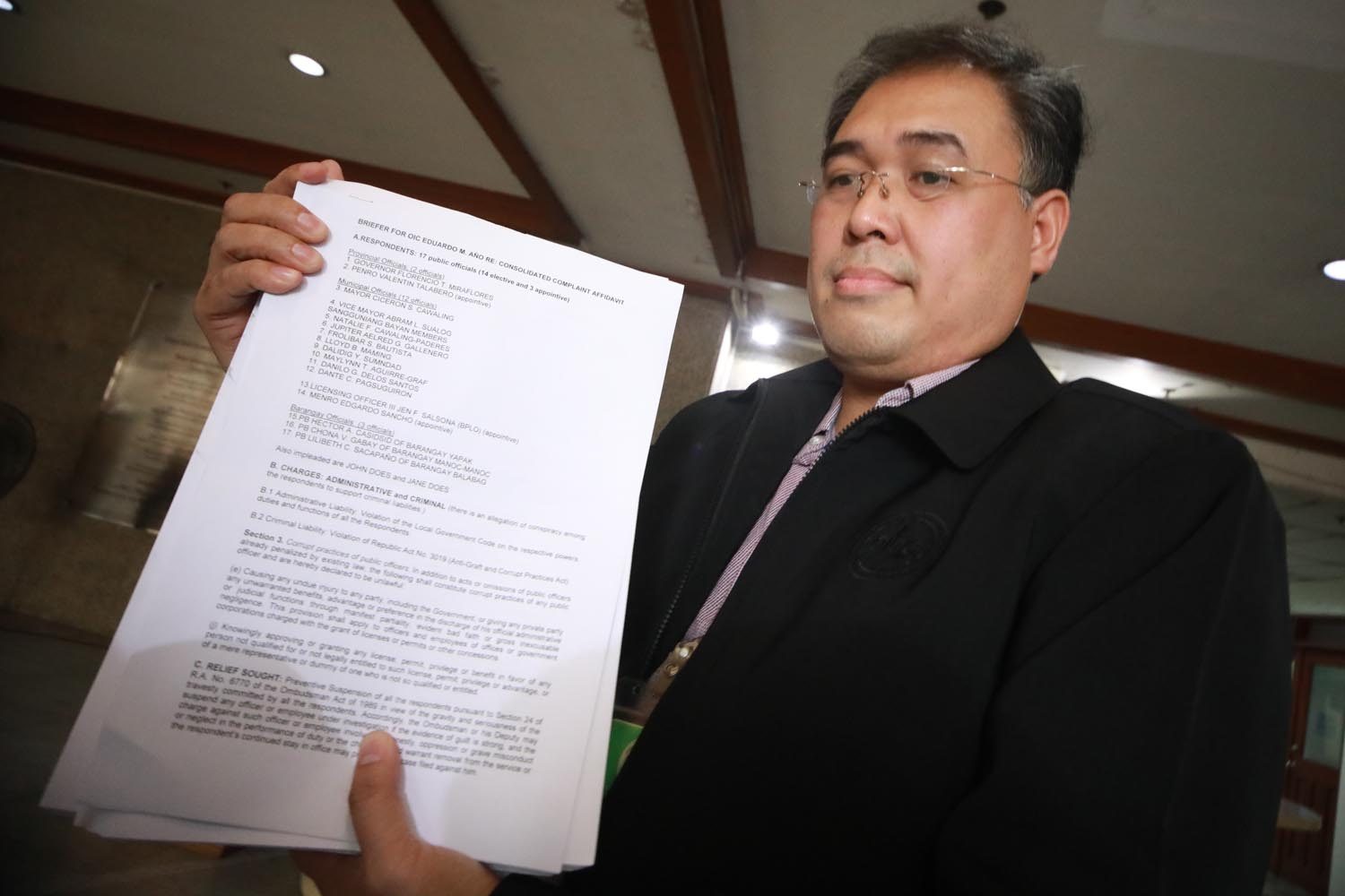 Administrative, criminal complaints filed vs 17 Aklan officials over Boracay neglect