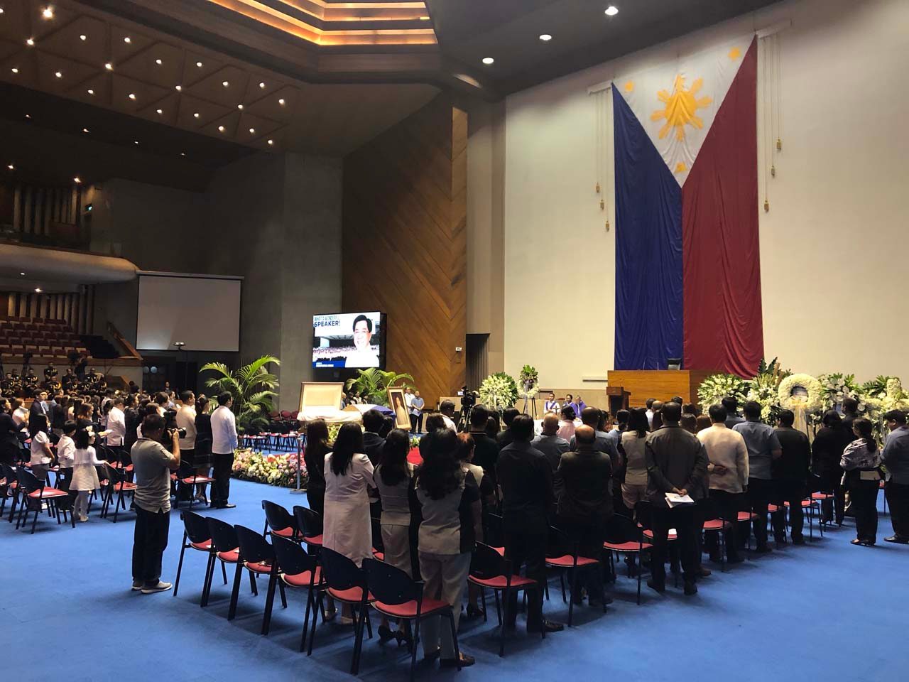 Lawmakers, House staff honor ‘the wonderful life’ of Prospero Nograles