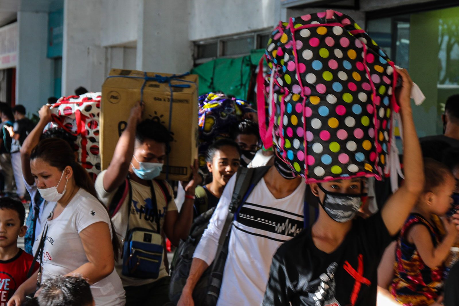IN PHOTOS: Mass exodus before Metro Manila ‘lockdown’