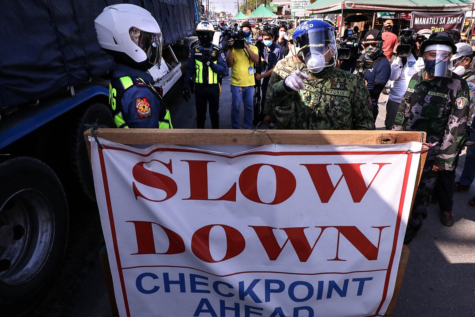 3 governors, 2 mayors face show cause orders for violating lockdown rules