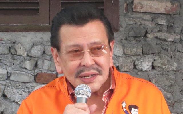 SECOND ATTEMPT. Despite being a critic of Charter Change under the Ramos adminstration, Estrada himself attempted to amend the Constitution. File photo by Rappler 