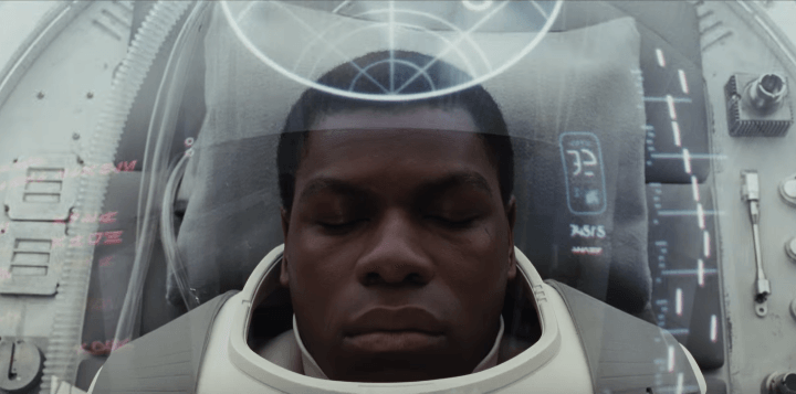 FINN. Dalam 'The Force Awakens', Finn (John Boyega) mengalami cedera usai bertarung dengan Kylo Ren (Adam Driver). Screenshot dari Youtube/Star Wars  