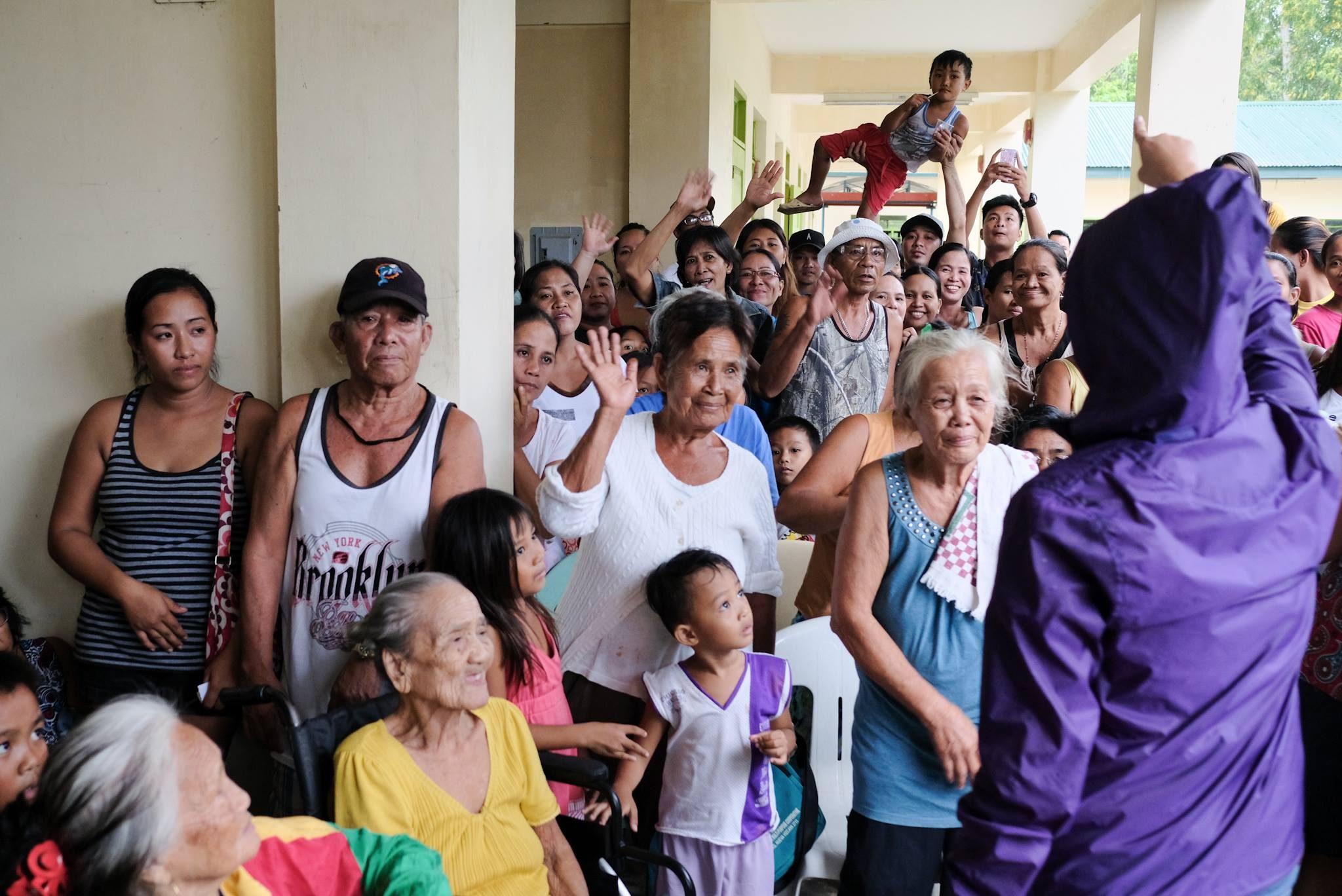 4,000 residents in Ilocos Norte flee to evacuation centers