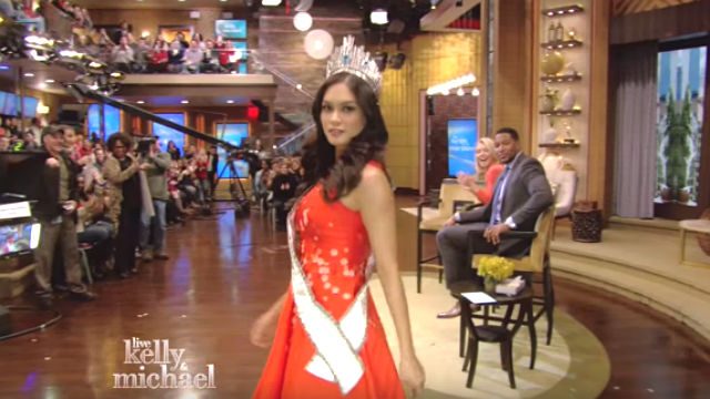 WATCH: Pia Wurtzbach gets her Miss Universe walk