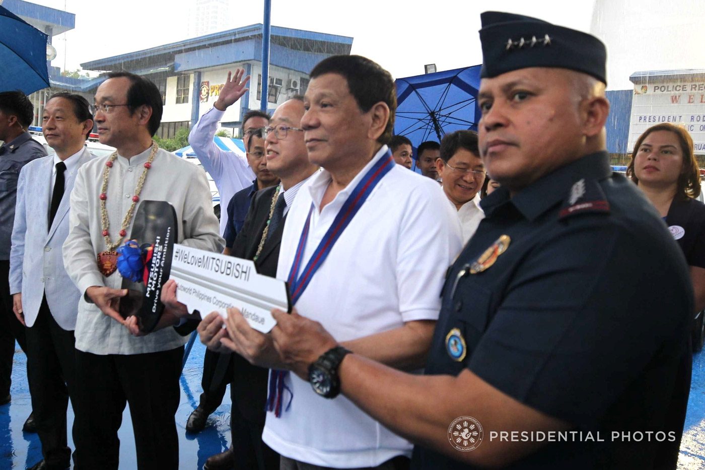 Duterte to extend Dela Rosa’s term ‘a little bit longer’