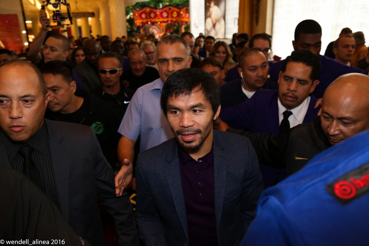 Manny Pacquiao makes his way through the Wynn Las Vegas hall for the grand arrival ceremony. Photo by Wendell Alinea 
