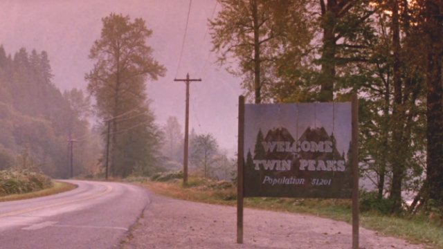 David Lynch to make ‘Twin Peaks’ return after all