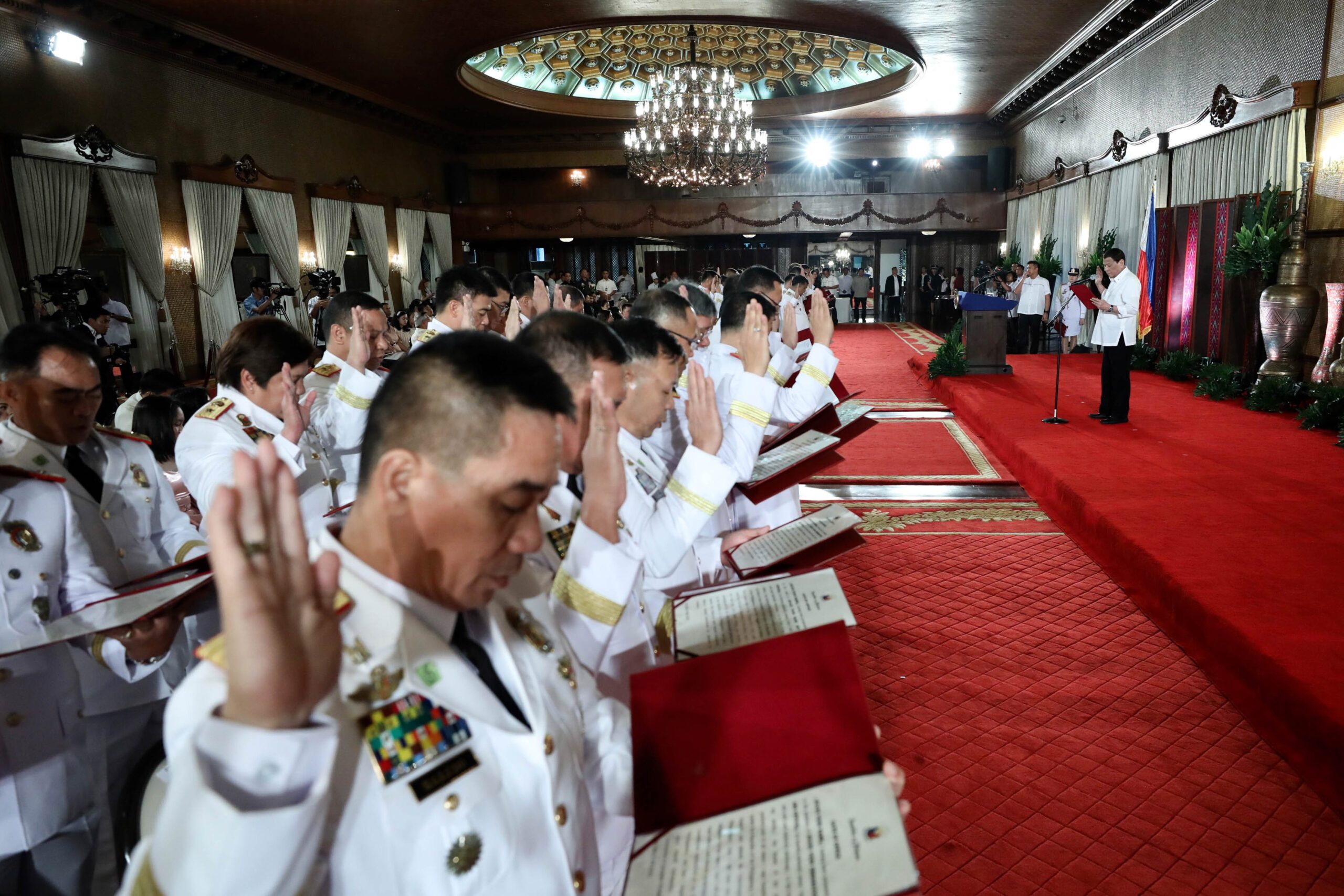 Duterte says he’s given billions to PNP for drug war intel work
