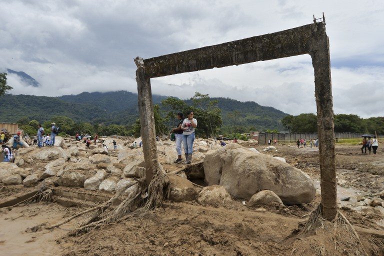 More than 270 dead in Colombia mudslides