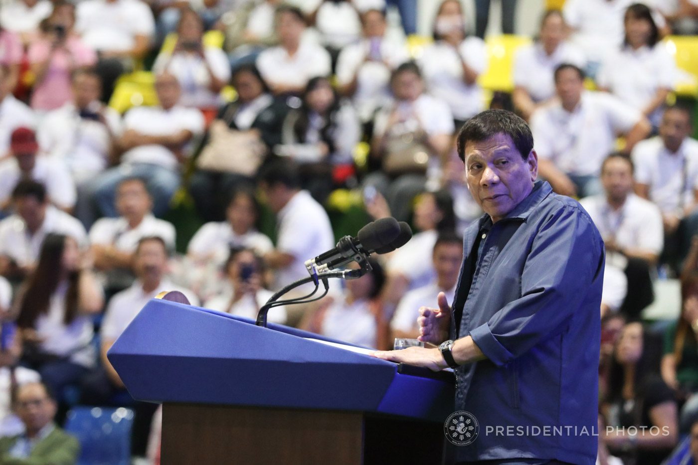 Amid OFW ID issue, Duterte reminds gov’t offices not to use his photo