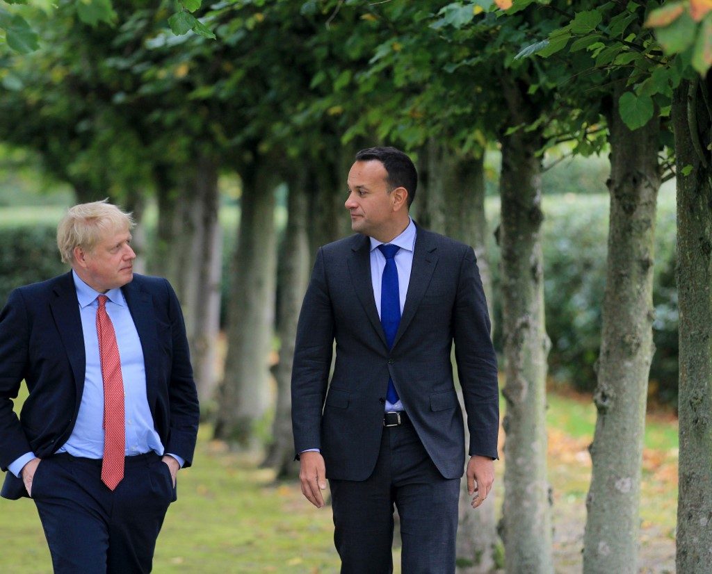 British, Irish PMs keep Brexit talks alive after meeting
