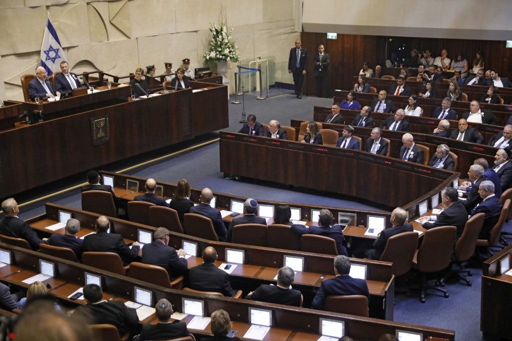 Israel’s parliament sworn in without new government