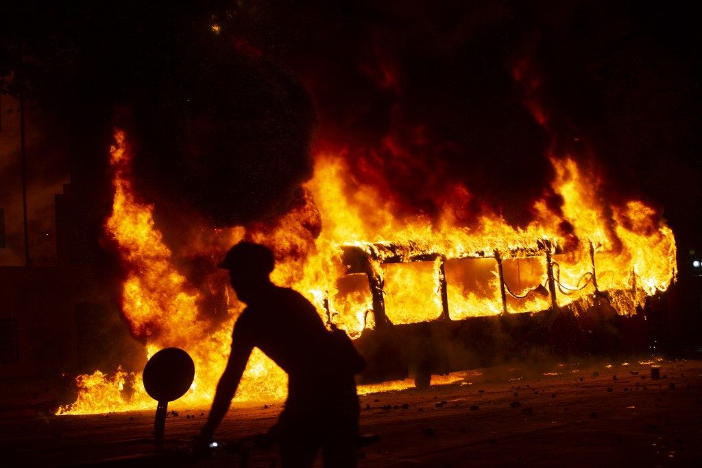 Chile president declares state of emergency after violent protests