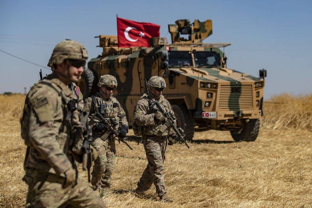 U.S. forces start Syria border pullback, alarming Kurds