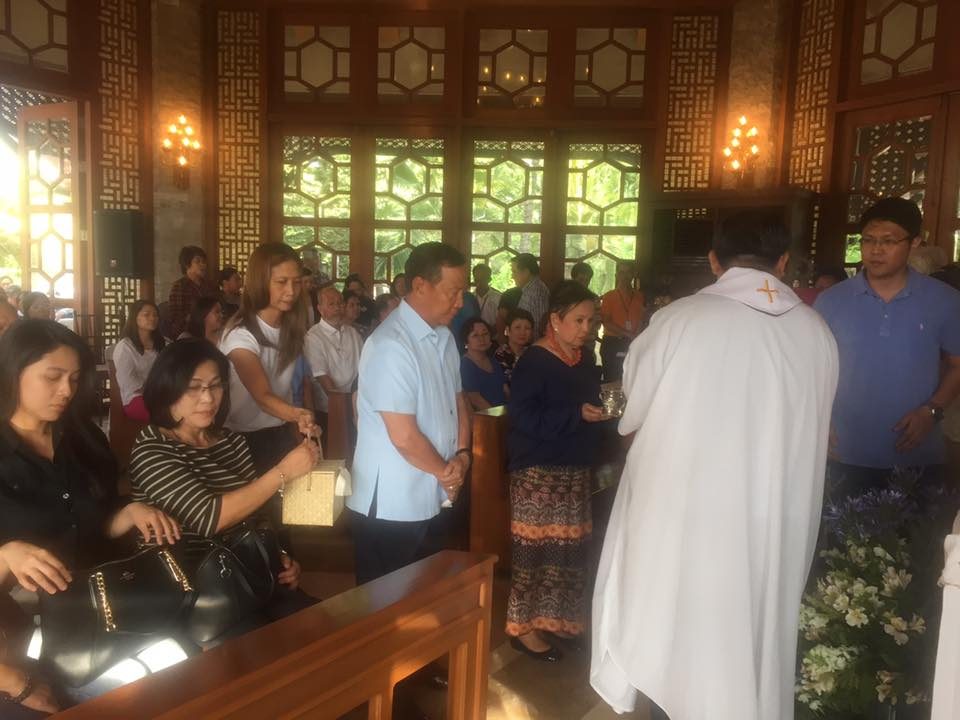 Binay prays OVP staff will continue helping the poor