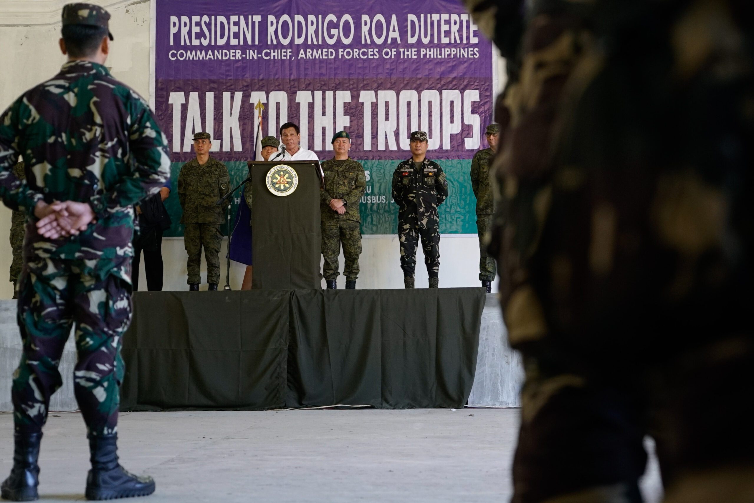 17 senators support Duterte’s martial law in Mindanao