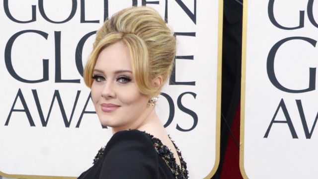 Adele’s ’25’ album sales smashes record