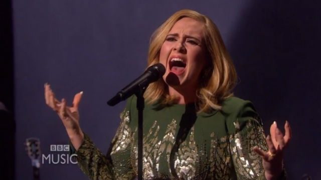 Hello? Adele larang Donald Trump gunakan lagunya untuk kampanye politik