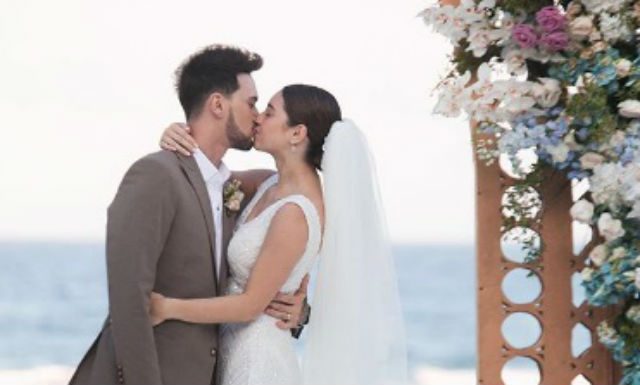 IN PHOTOS: Coleen Garcia, Billy Crawford’s romantic Balesin beach wedding