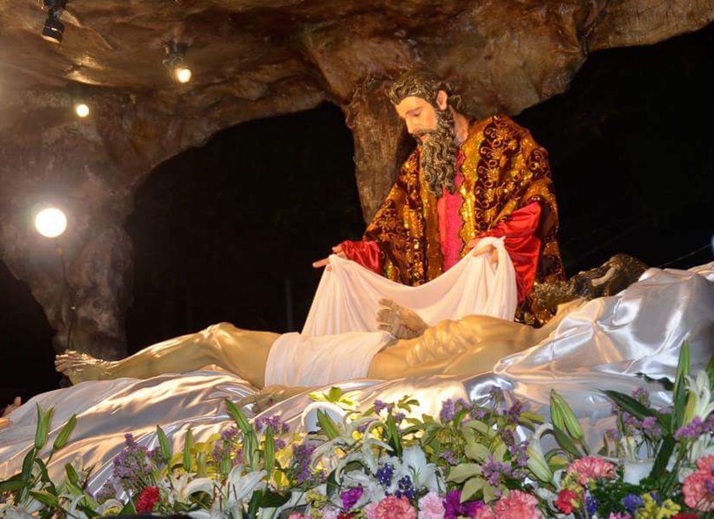 JESUS LAID IN HIS TOMB. Death is inevitable and so is salvation for those who accept Jesus. Photo courtesy of Legazpi City Facebook Page. 