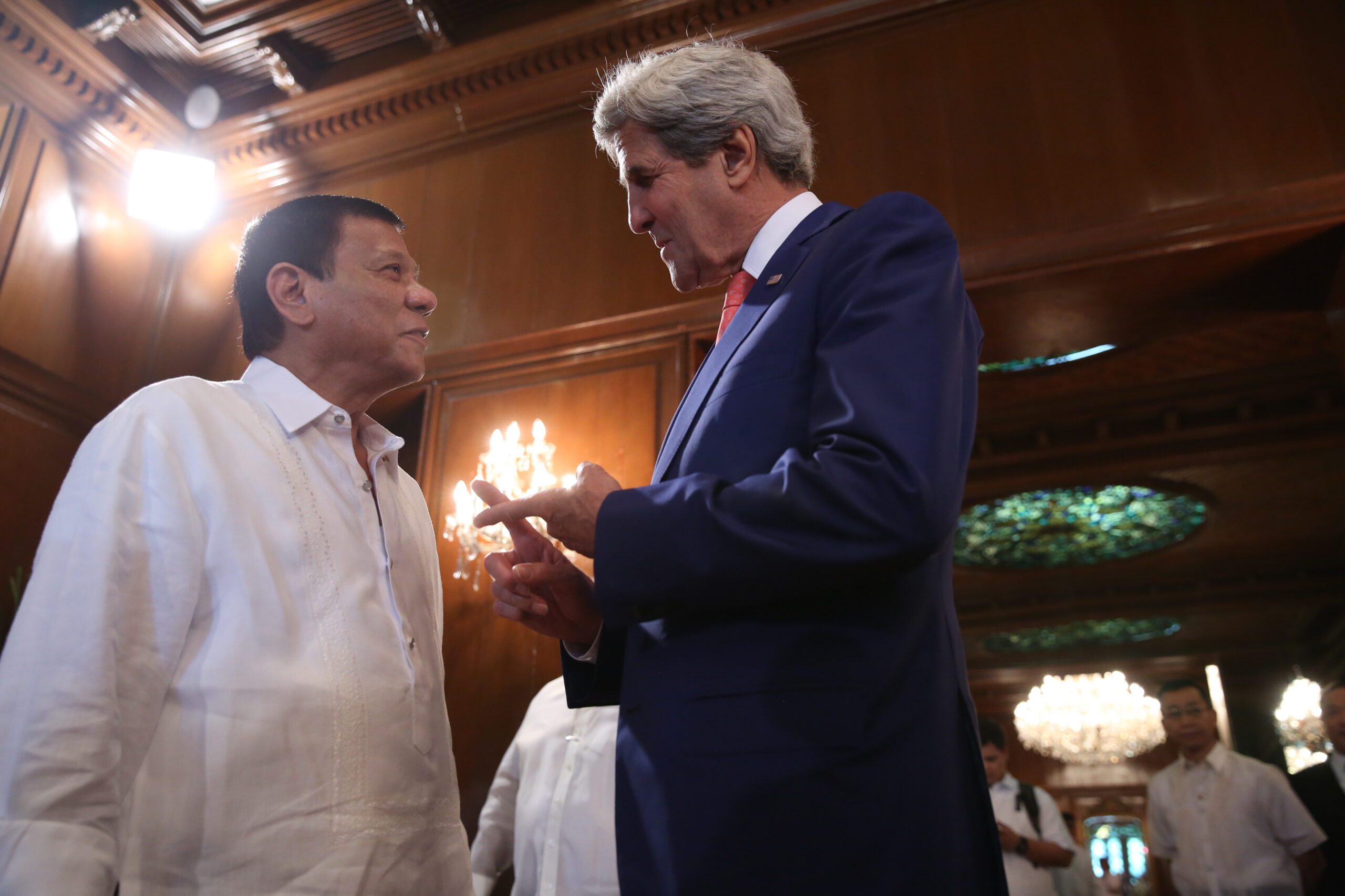 Kerry and Duterte discuss Paris climate agreement