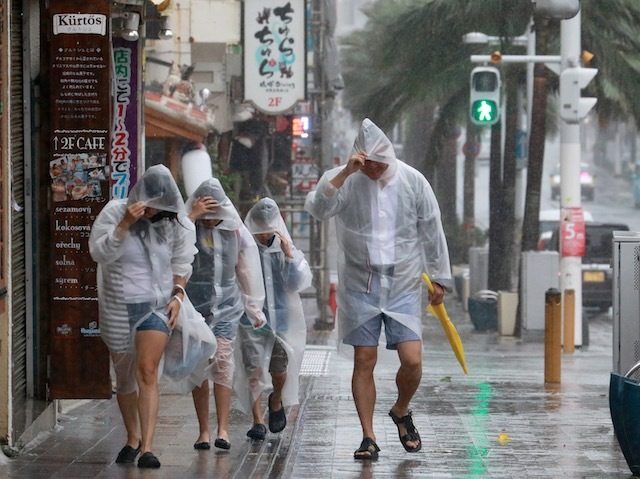 Typhoon Goni slams into Japan