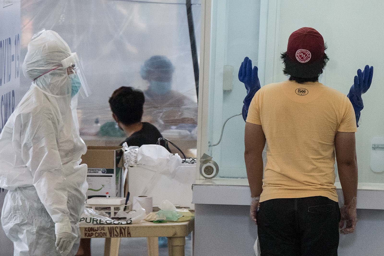 Labor groups urge government to hire PUVs during quarantine