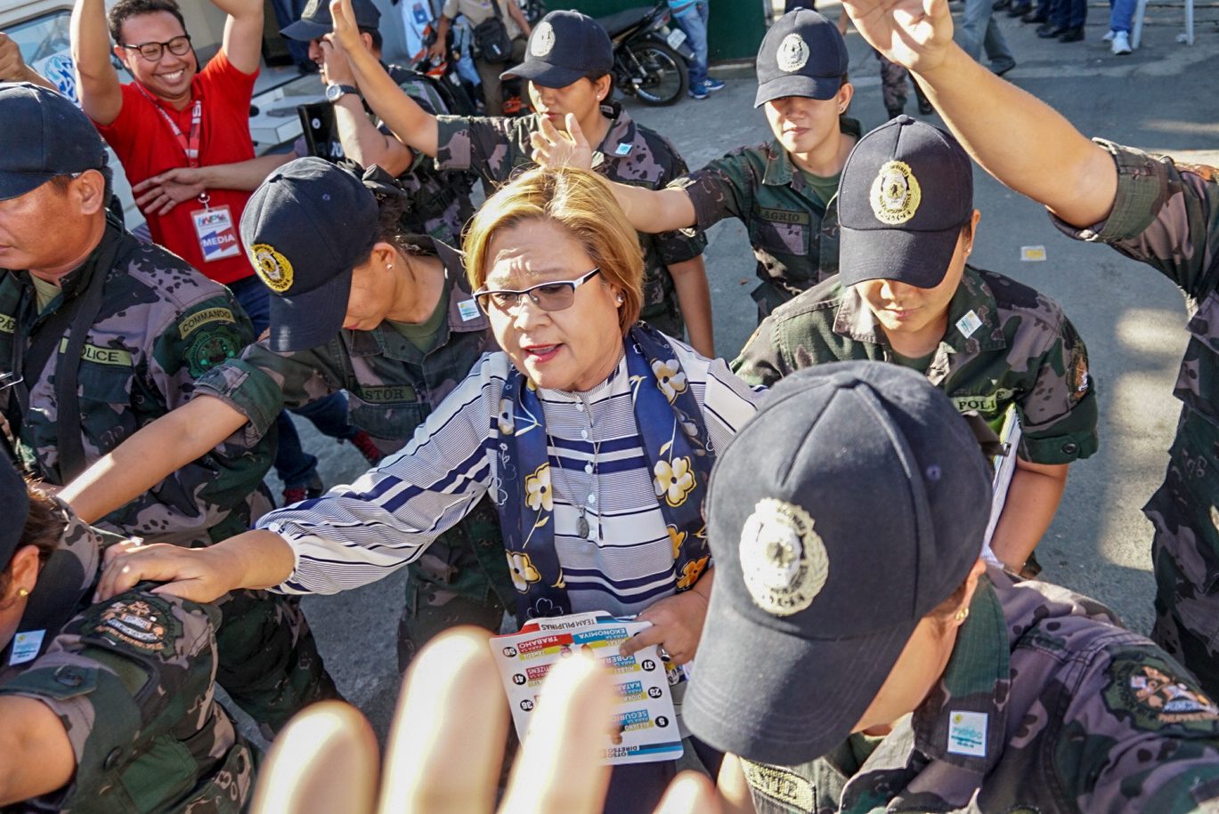 WARNING VS CHINA. Senator Leila de Lima wants lawmakers to investigate the Safe Philippines project backed by China. File photo by Lito Borras/Rappler 