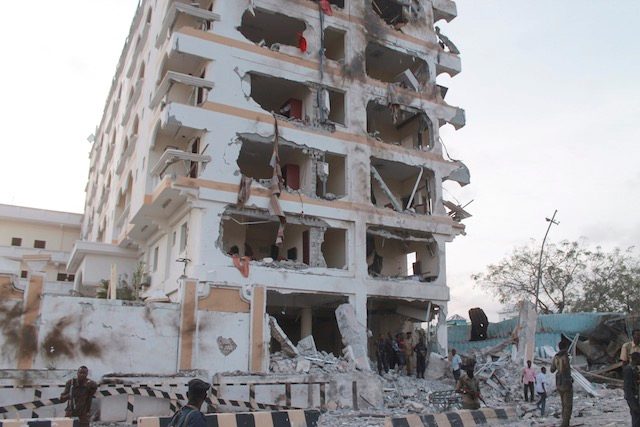 Somalia’s Shebab kill at least 6 in Mogadishu hotel car bombing
