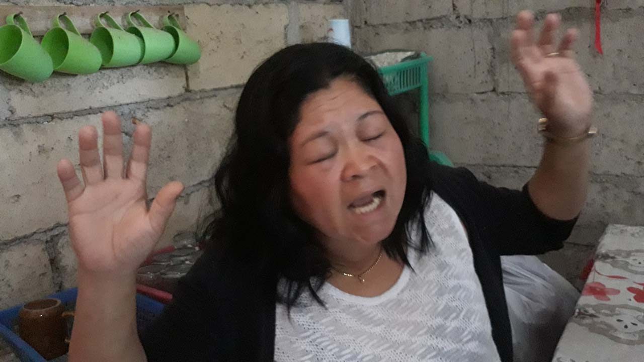 PLEAS NOT HEARD. Angenate Acabal recalls that her husband Valentin surrendered to the police during the operation in their home in Manjuyod town on March 30, 2019, but was still shot to death. Photo by Marchel Espina/Rappler 