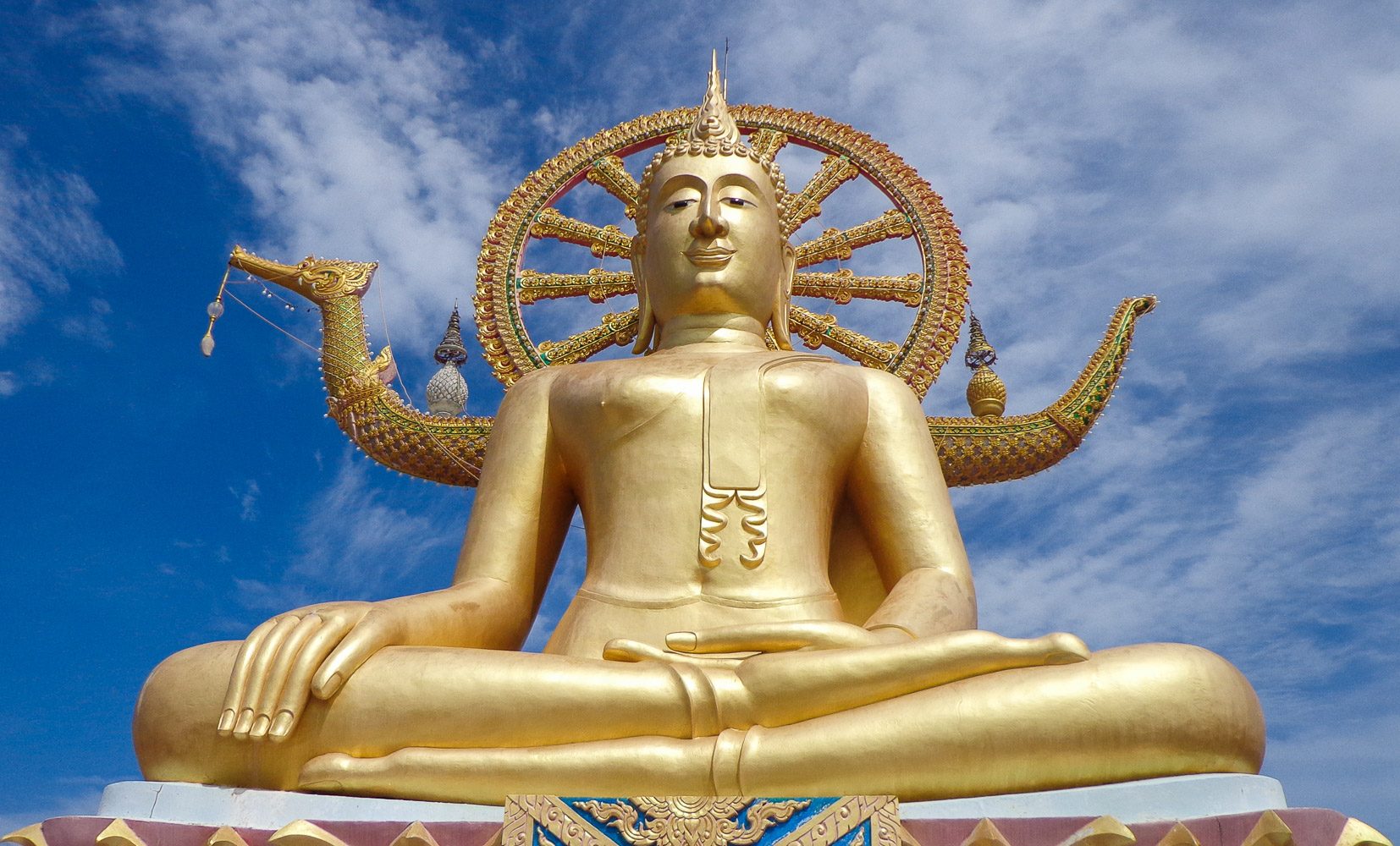 Samui also has temples for devotees and tourists alike to visit
 