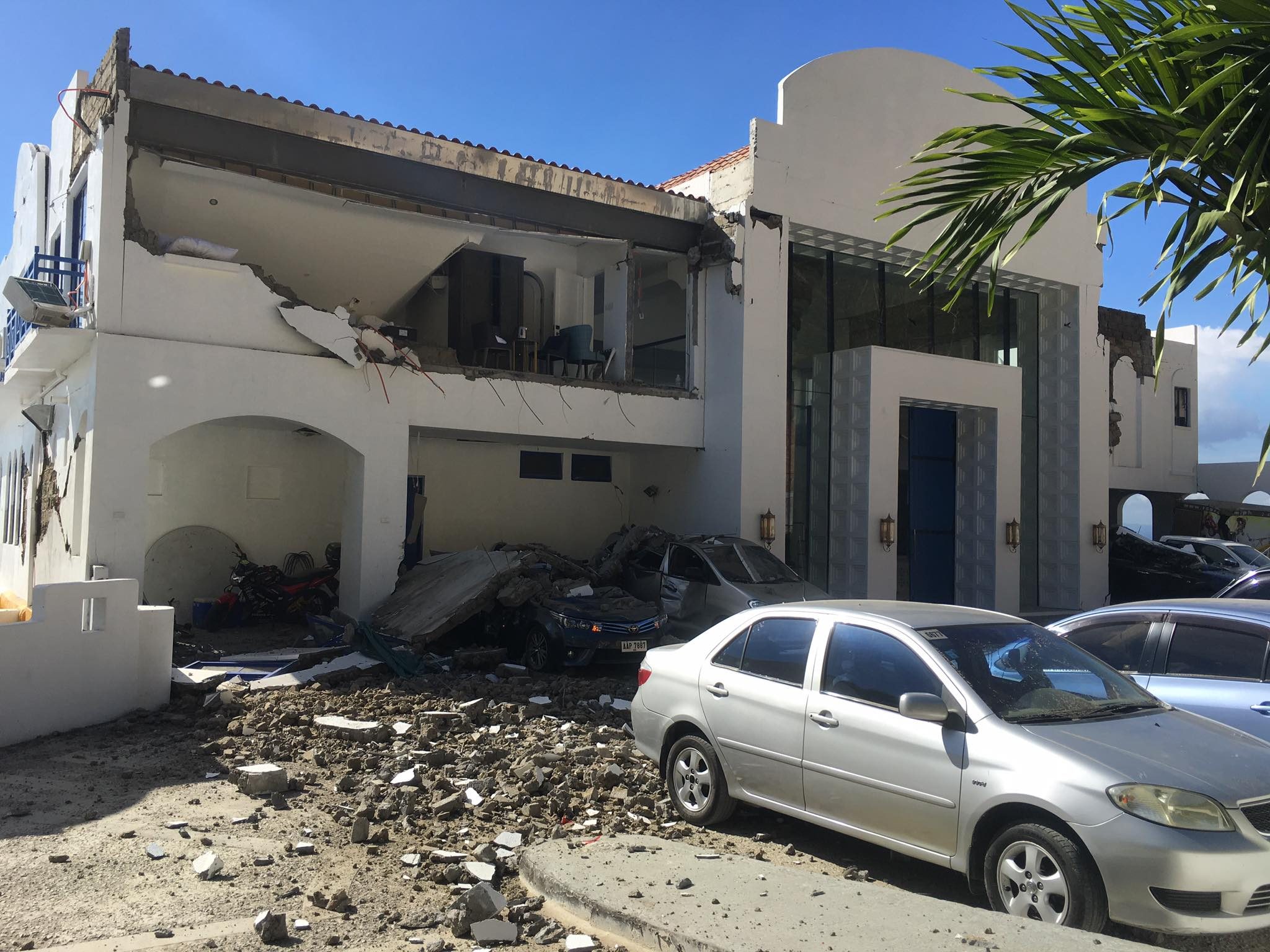 IN PHOTOS: Earthquake causes panic, damage in Batangas resort