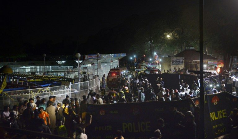 Easter suicide attack kills 72 in Pakistan