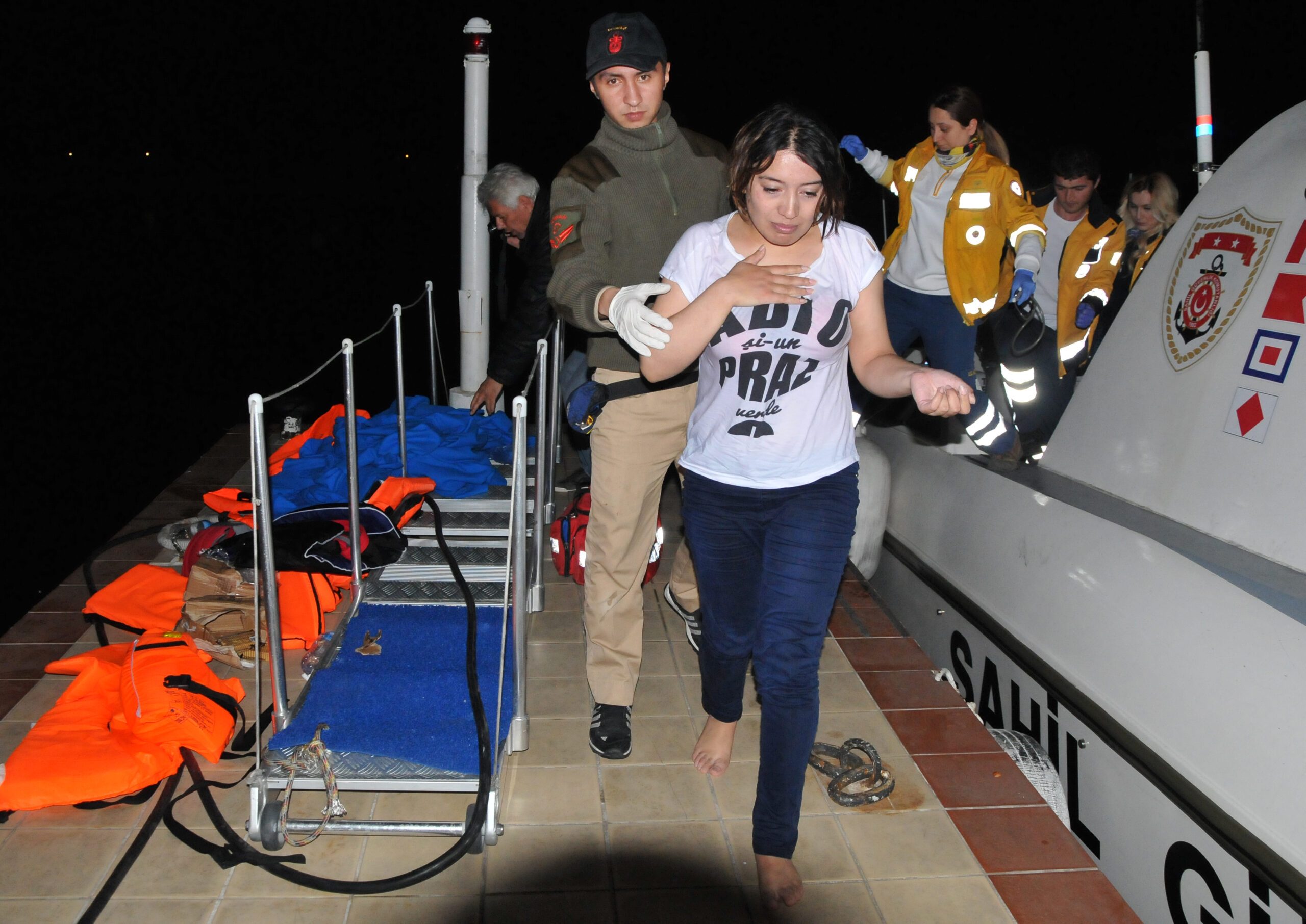 5 dead in new migrant boat sinking off Turkey