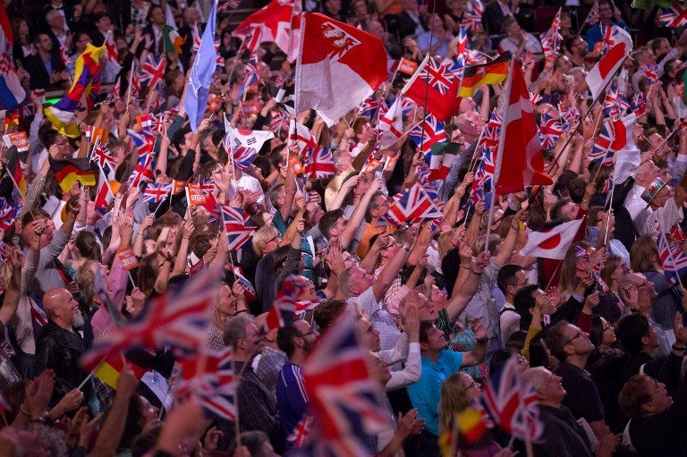 Brexit flag battle at Britain’s Last Night of the Proms